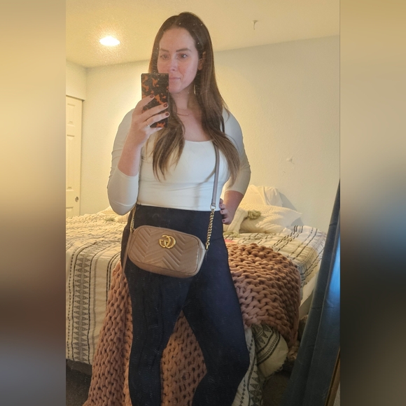 Gucci Marmont Crossbody - Picture 3 of 10